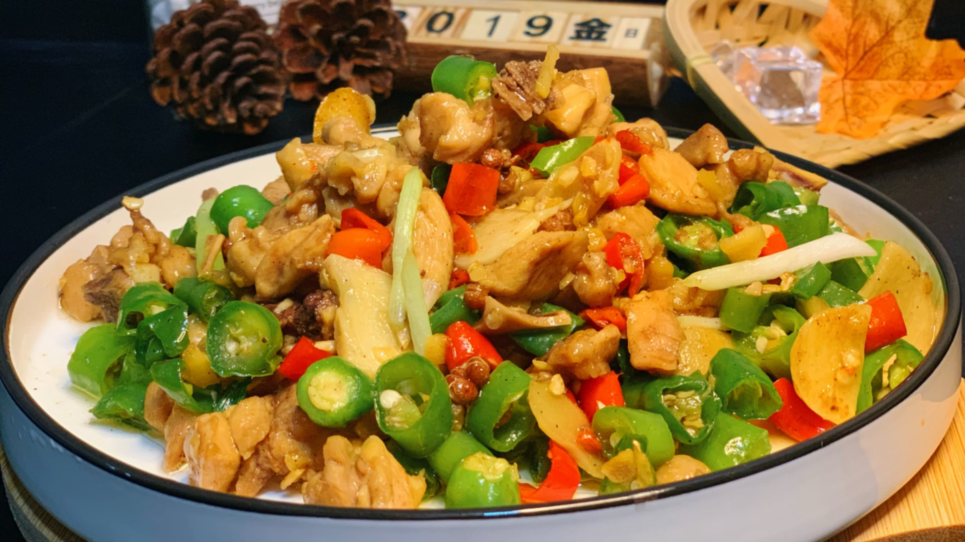 “青椒鸡丁”家常做法,开胃又下饭,上桌就被抢光了