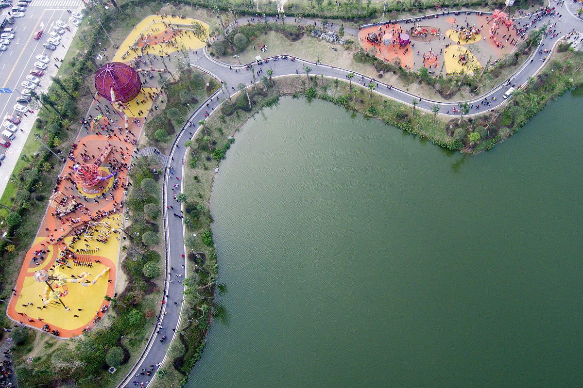 重庆初中生报考卫校：2020年招生名额增加