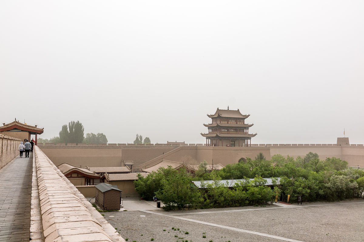 青海甘肃旅游攻略路线：7天经典行程，体验西域风情与自然奇观