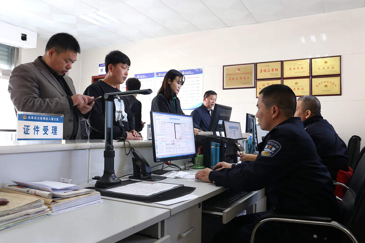 公安机关案件办理流程详解：询问、传唤、调取证据、扣押物品