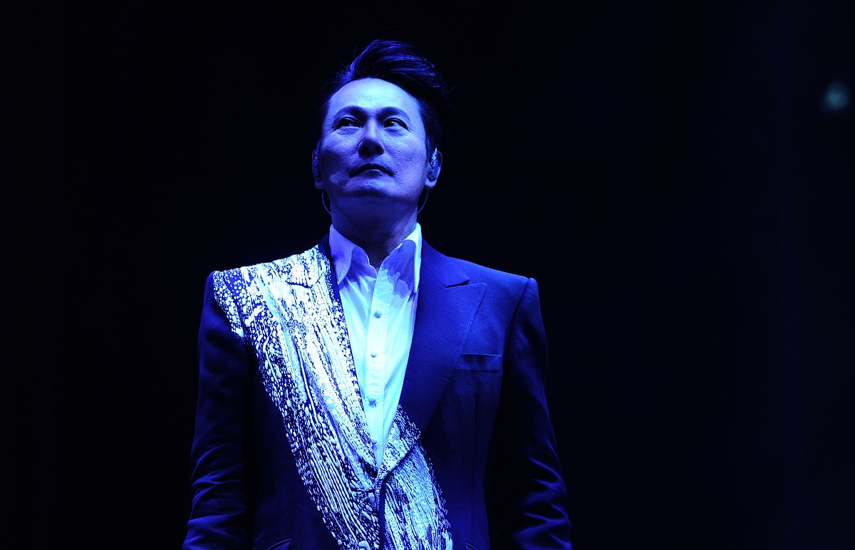 2019年12月21日,辽宁沈阳,2019张信哲"未来式"世界巡回演唱会沈阳站.