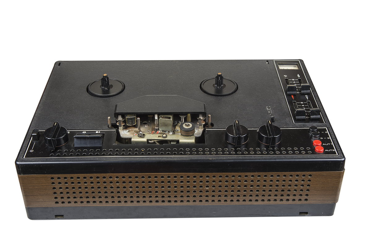 定压功放与定阻功放的区别，详细教程说明