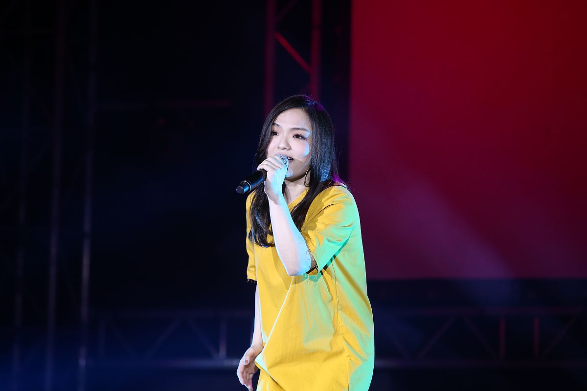 徐佳莹《失落沙洲》歌曲介绍：清亮嗓音的魅力