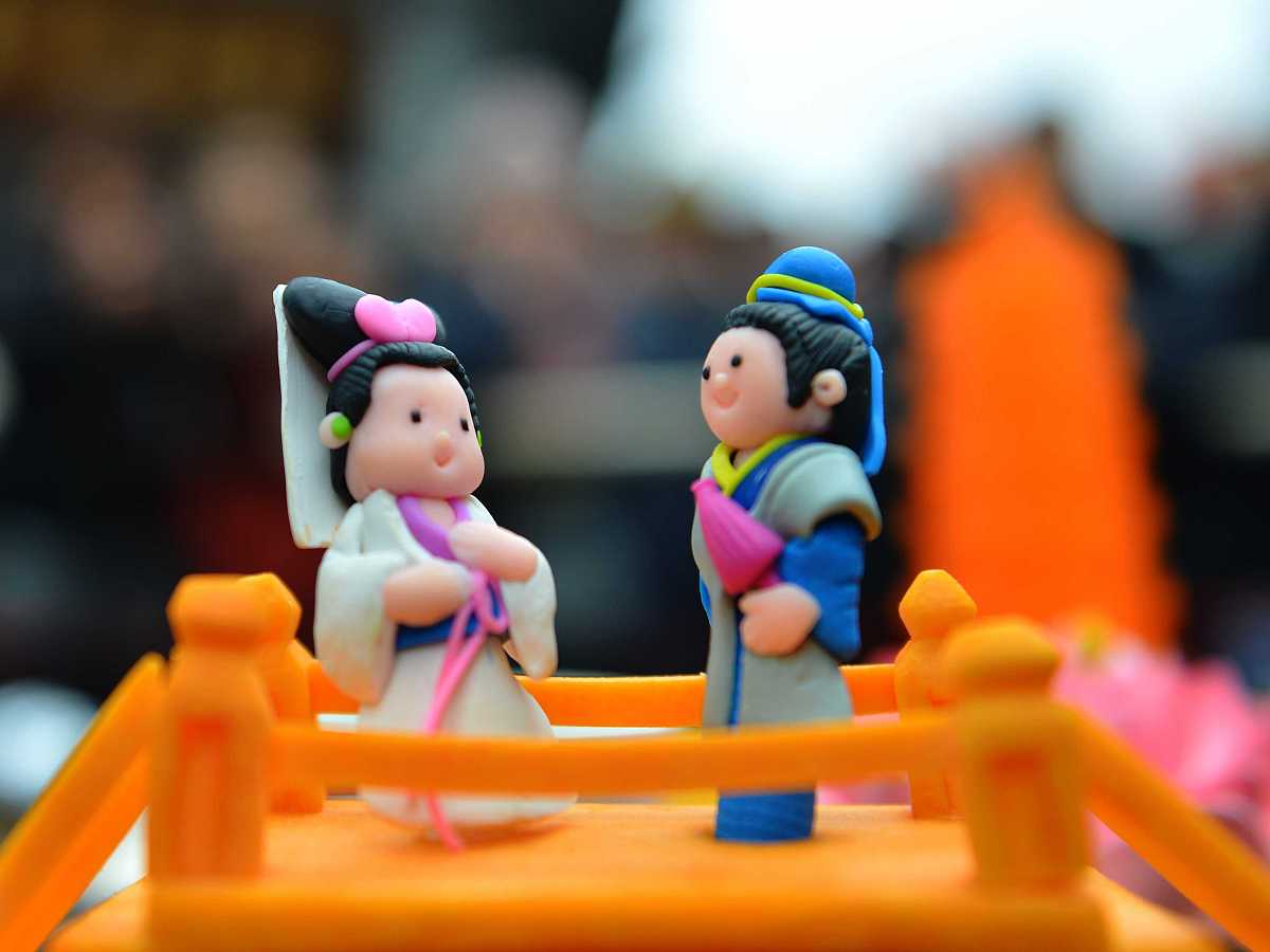 白蛇传：中国传统民间故事中的爱与美