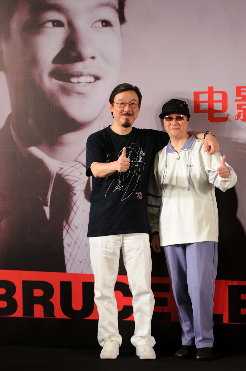 弟弟如何回复姐姐送衣服？