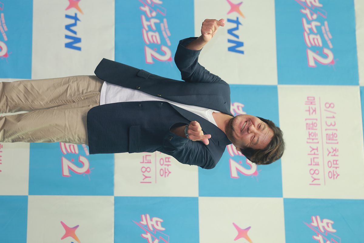 翻跟头入门：技巧、步骤及注意事项 - 详细指南