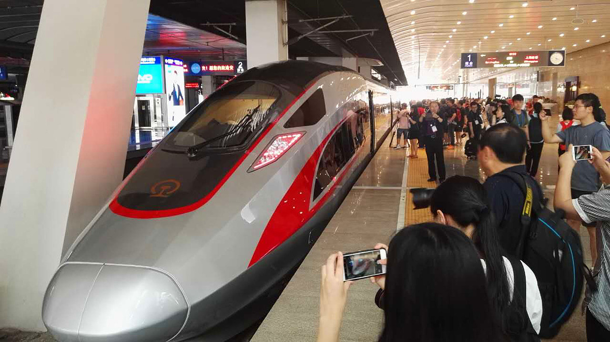 成都铁路工程学校高铁乘务招生要求