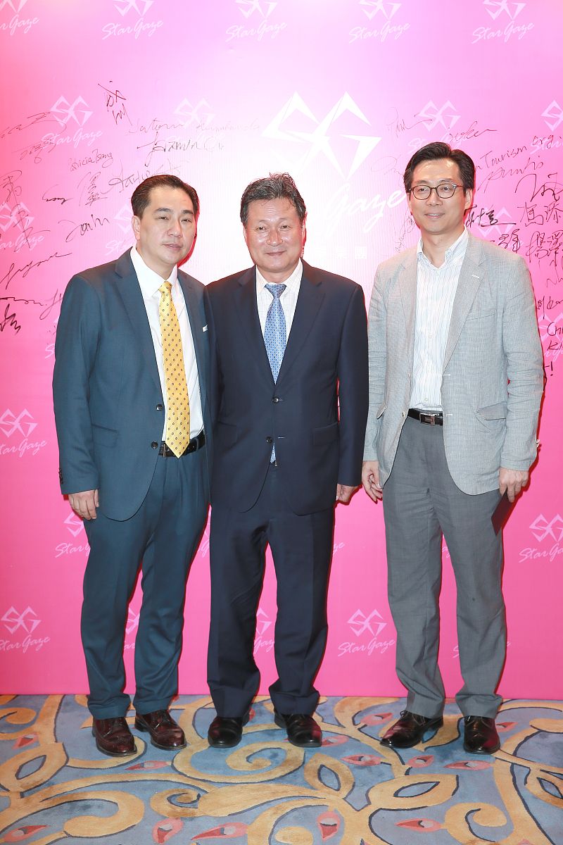 2014年7月29日,香港,星淘娱乐集团举行记招.