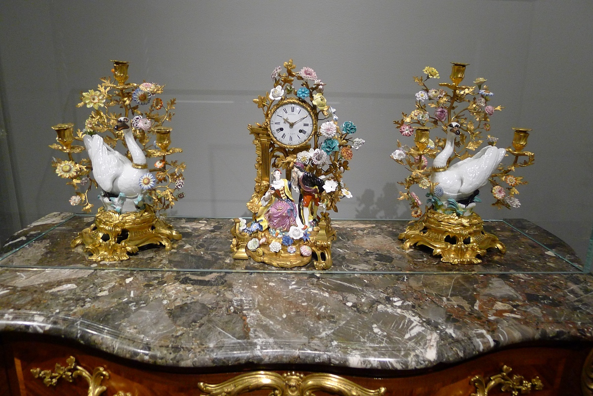 Carotid Artery Plaque Rupture: Ulcer Formation and Floating Thrombus Confirmed by Ultrasound, CTA, and DSA