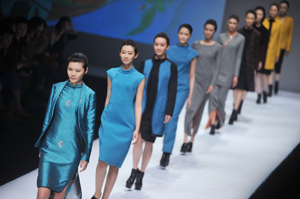 贵州省男生可以读艺术教育专业大专学校吗