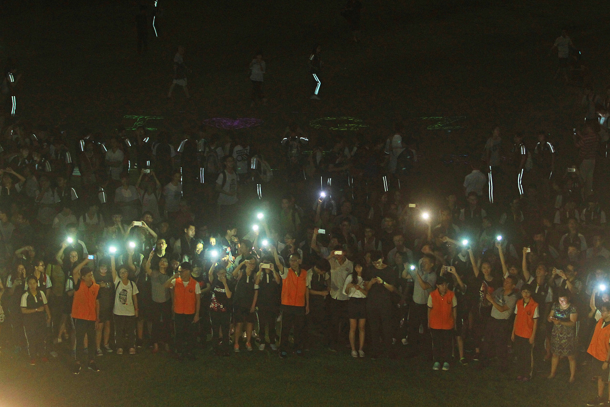 七言律诗：祝女生同学生日快乐，高考顺利