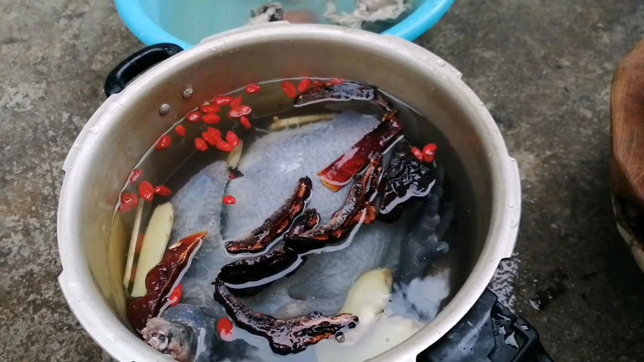 灵芝乌鸡汤,冬天进补的最好食膳