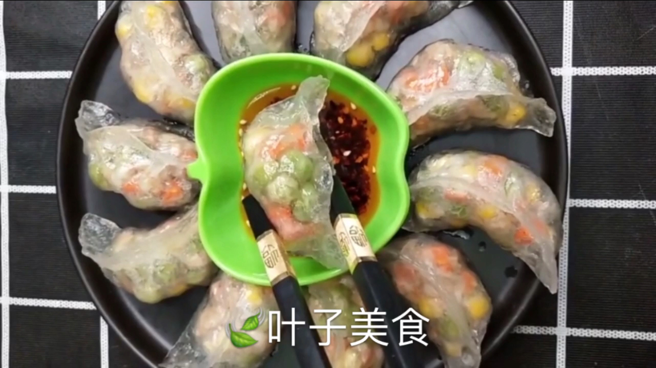 水晶饺做法教学视频,原来只要一种粉就能做晶莹剔透的饺子