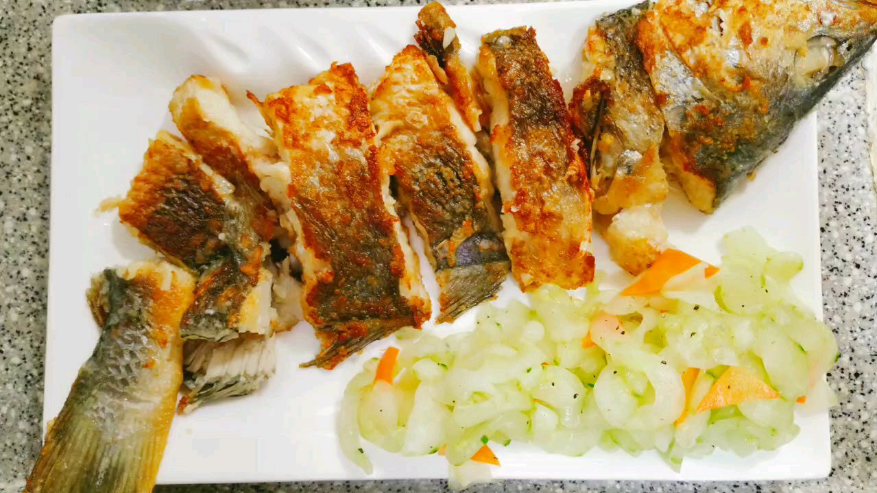香煎春子鱼,四斤的野生海鱼,做两道菜
