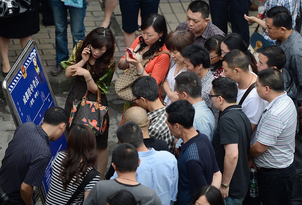 成都市铁路学校分享：铁路行业就业发展前景