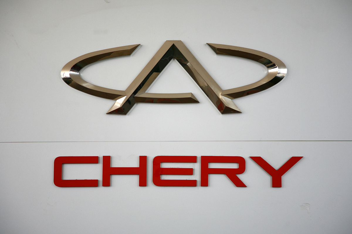 QQ新朋友里面申请列表出现了同意是别人加我了吗