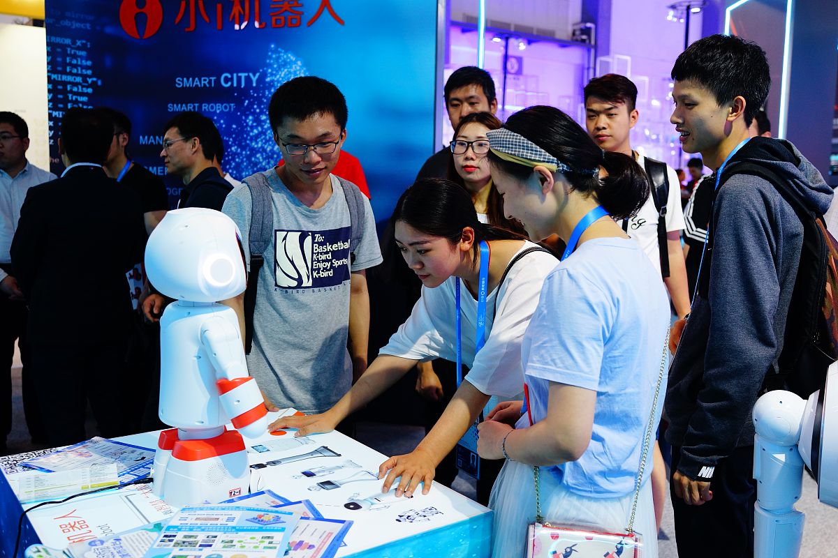 贵阳卫生学校2019招生简章：报名条件、专业设置及发展前景