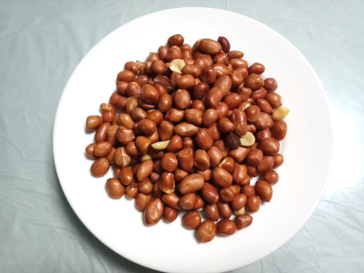 1千克花生炸056千克油那么56千克油需要多少花生