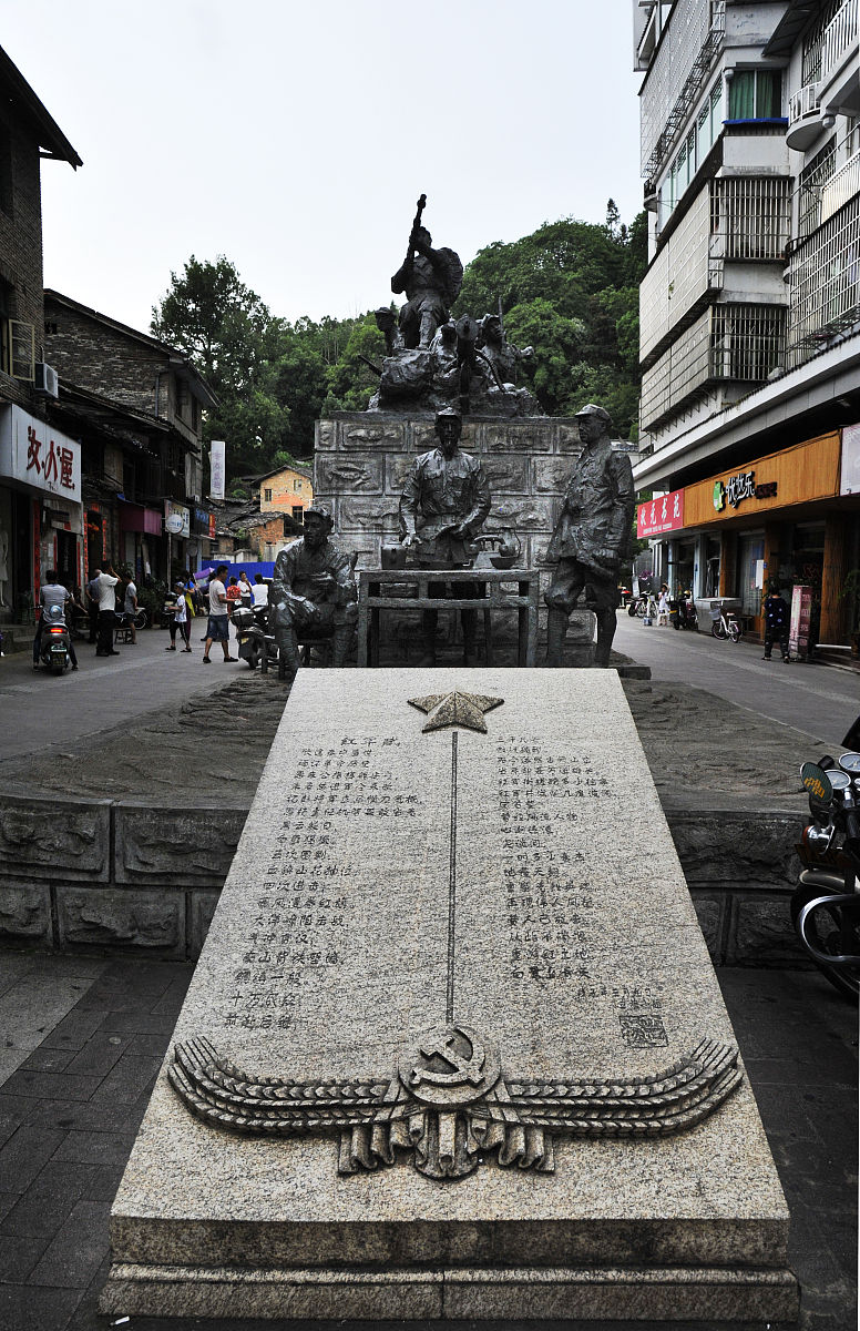 奇葩战斗家雷霆版手游更新：新角色、地图、装备、玩法和优化