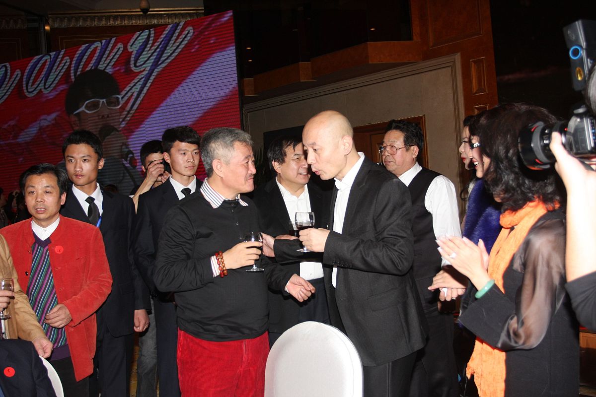 2011年1月19日,北京,亚洲第一位拥有劳斯莱斯的大富翁李晓华在昆仑饭
