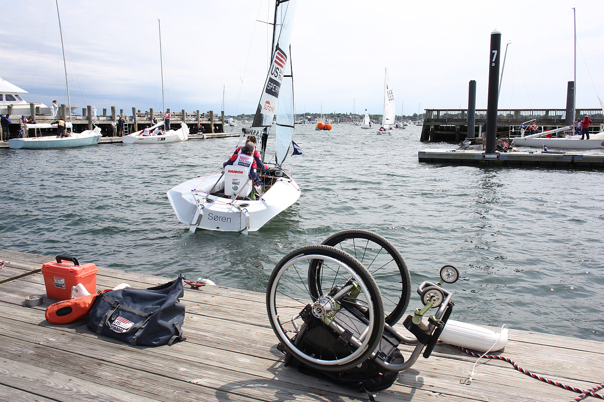 子网划分及广播地址计算 - 20 台主机网络规划