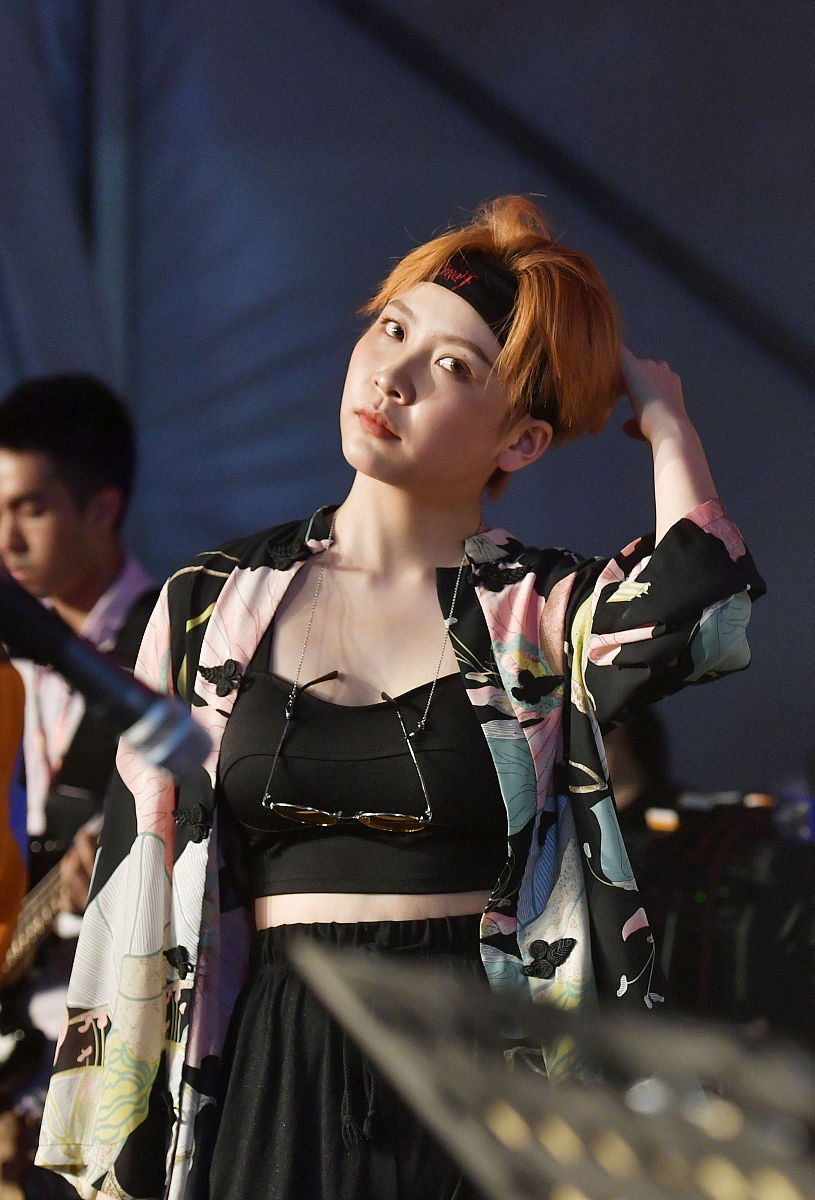 抖音直播电脑版发福袋教程：详细步骤