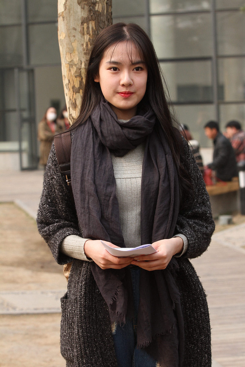 2015年03月15日,北京,北京电影学院表演本科复试首日,众多帅哥靓女自