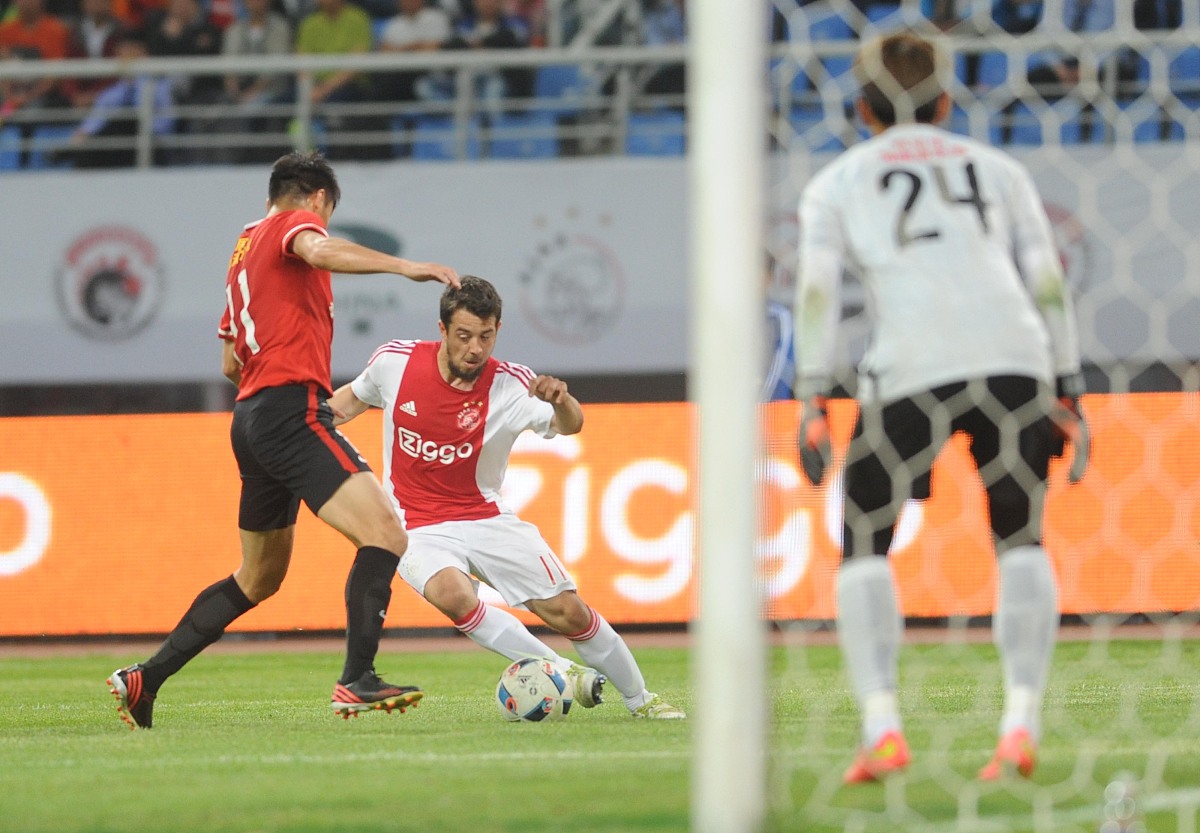 VBA 清空 Excel 工作表从第 5 行开始的所有内容