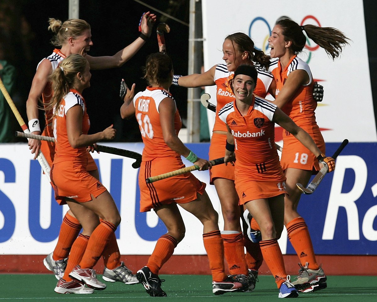 madrid, spain - october 08:  the netherlands players celebrate a