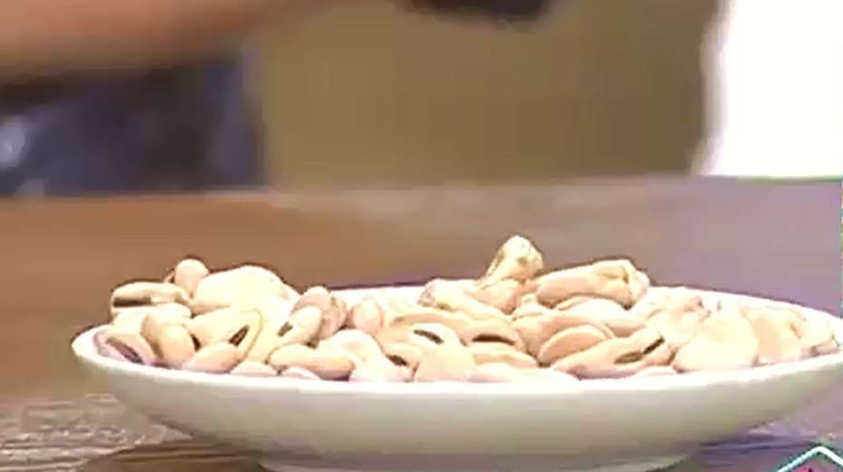 蚕豆和蚕豆芽的营养不一样,专家说个人的体质不一样蚕豆吃法不一