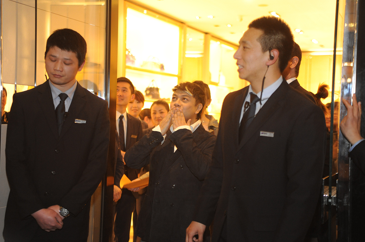 开元名都物业管理调查分析：提升社区服务质量