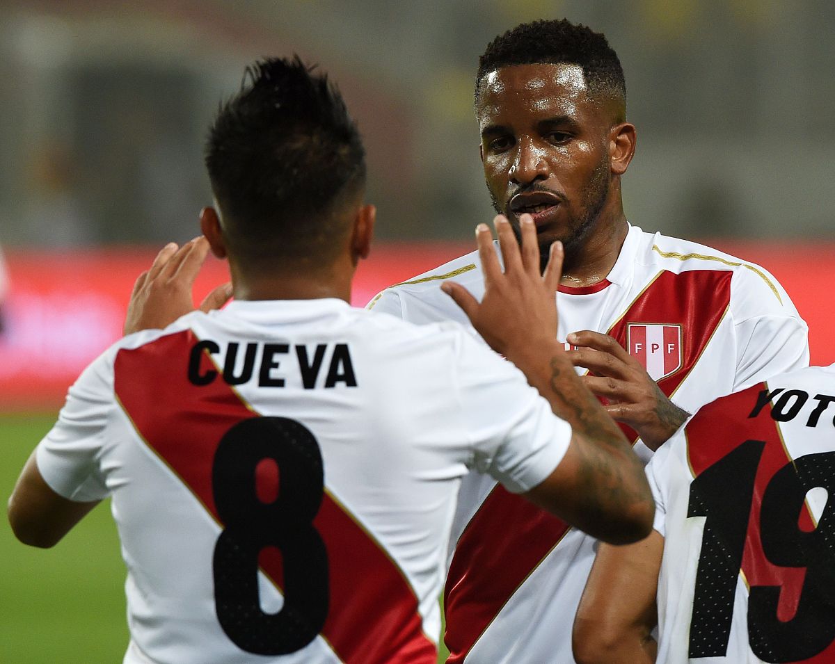 2018年5月29日,秘鲁,2018国际足球友谊赛,秘鲁2-0苏格兰.***_***peru'