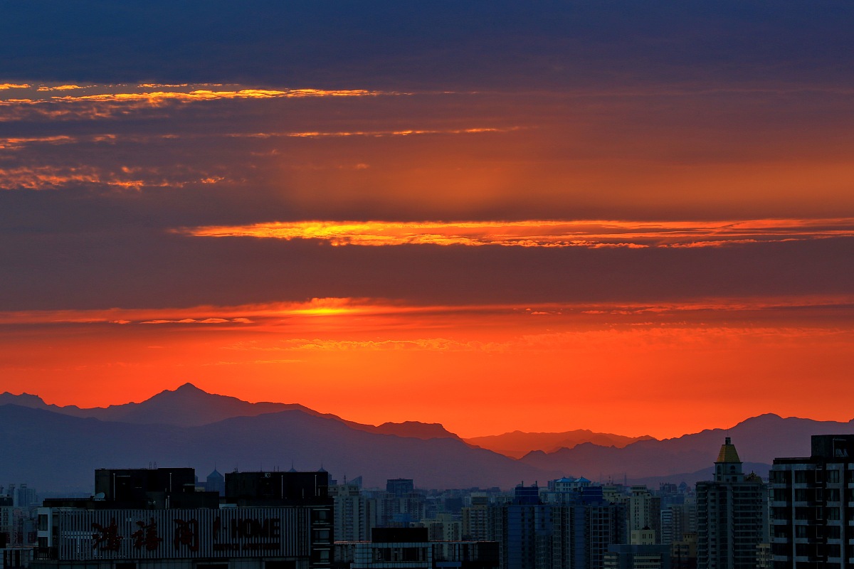 请分别列出20个小熊物杯的吸引客户的标题文案
