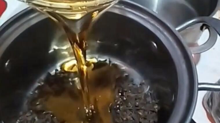 钓鱼:野钓必备丁香油的制作及使用方法