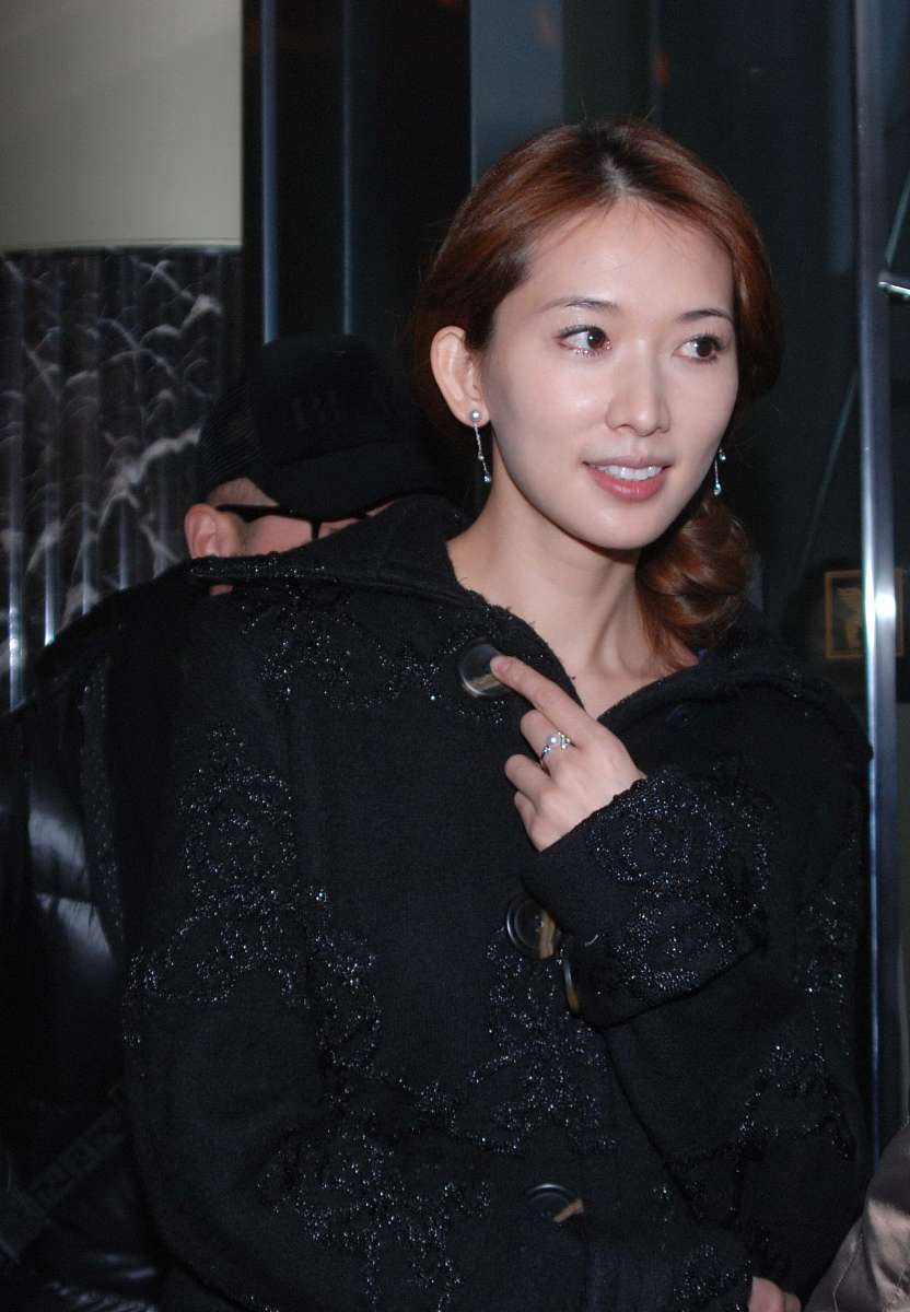 <strong>2</strong>009年2月28日,上海,2009新娱乐慈善群星会颁奖晚会当日在上海大剧院