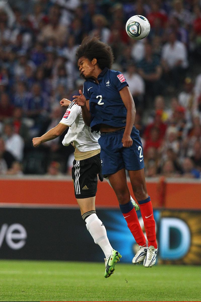 2011年7月5日,门兴格拉德巴赫,2011女足世界杯a组,德国4-2法国.***_**
