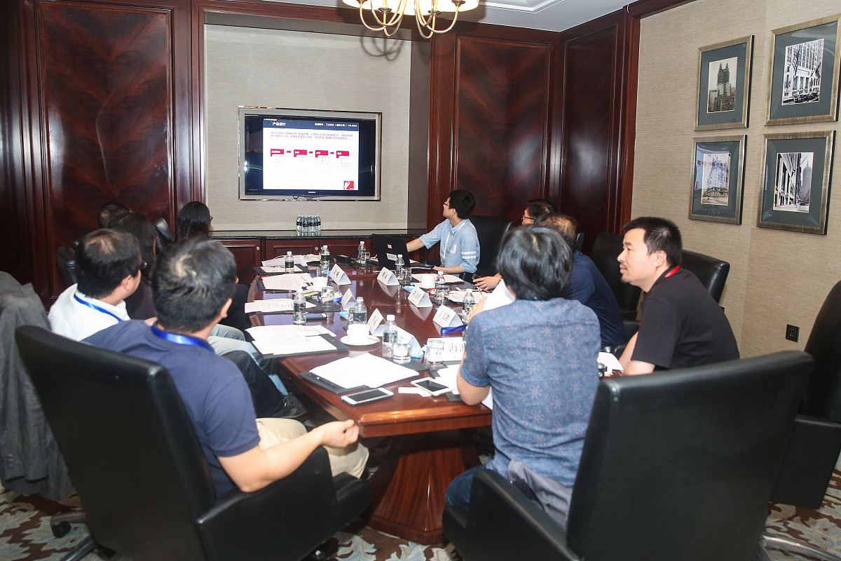 左右的宣传报道 关于兄弟单位交流 包括单位建设、政治学习、质量监督、质量体系建设