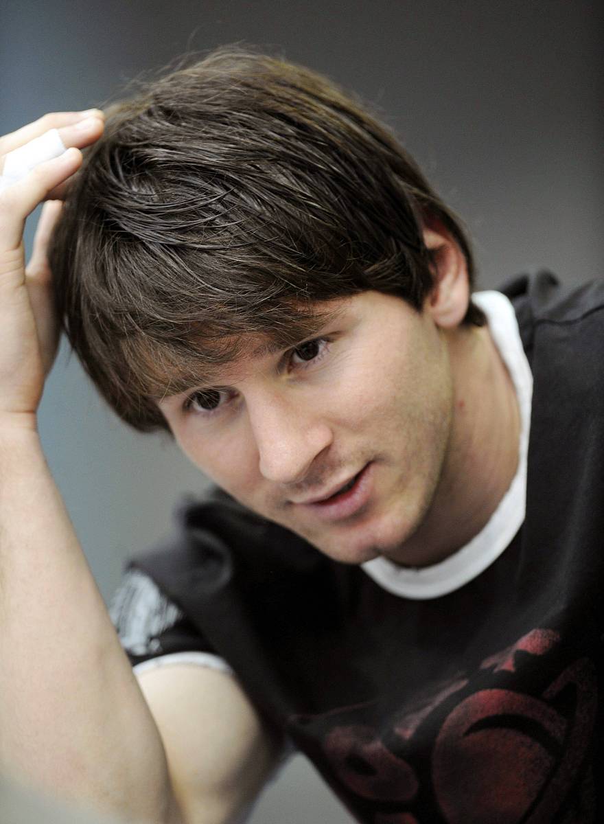 对比贝利和梅西