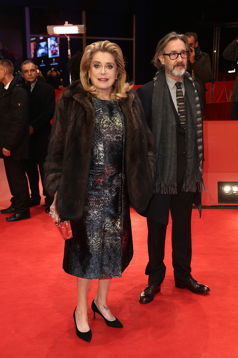 贵州女生读助产专业好吗？好就业吗