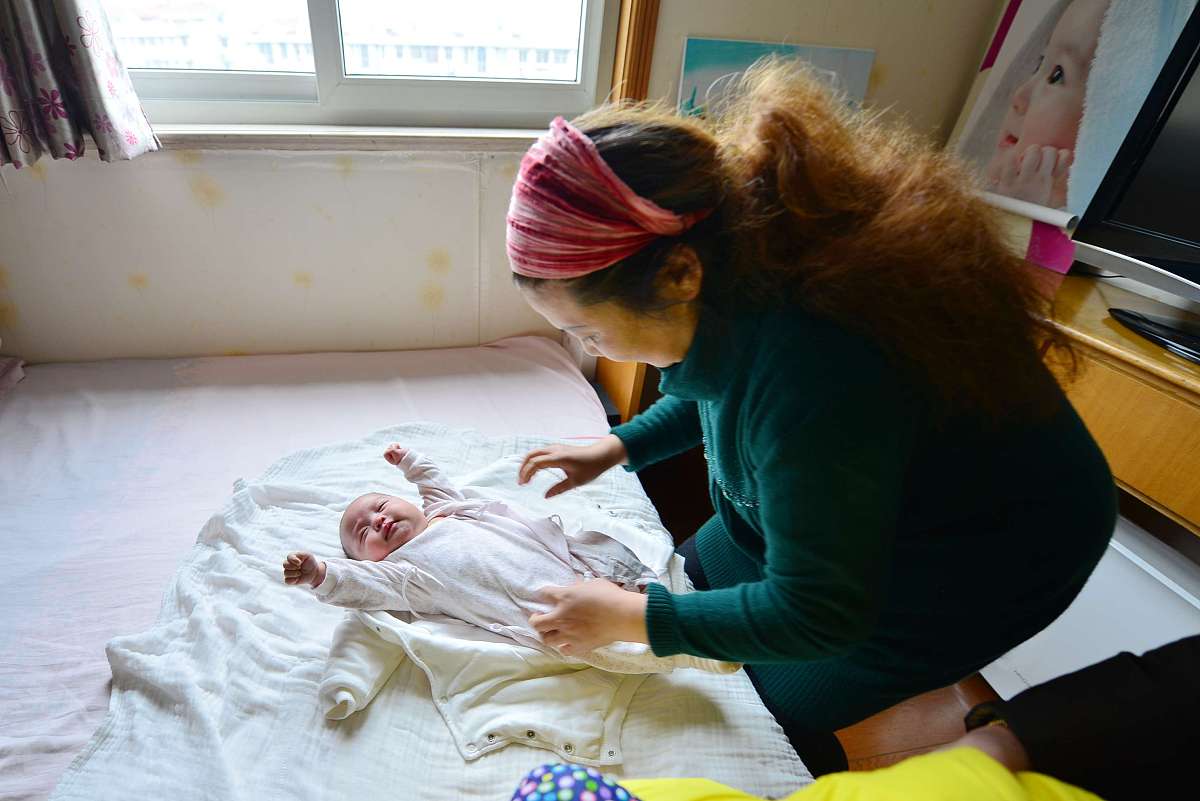 湛江广东月嫂东燕 - 经验丰富，温柔细心，专业月子餐