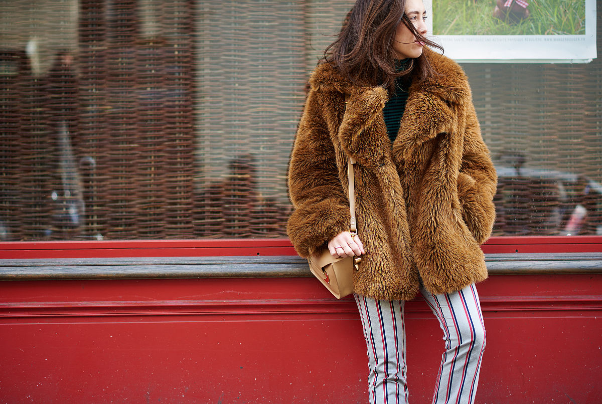 仿獭兔毛领披肩斗篷大码毛呢外套女 秋冬新款