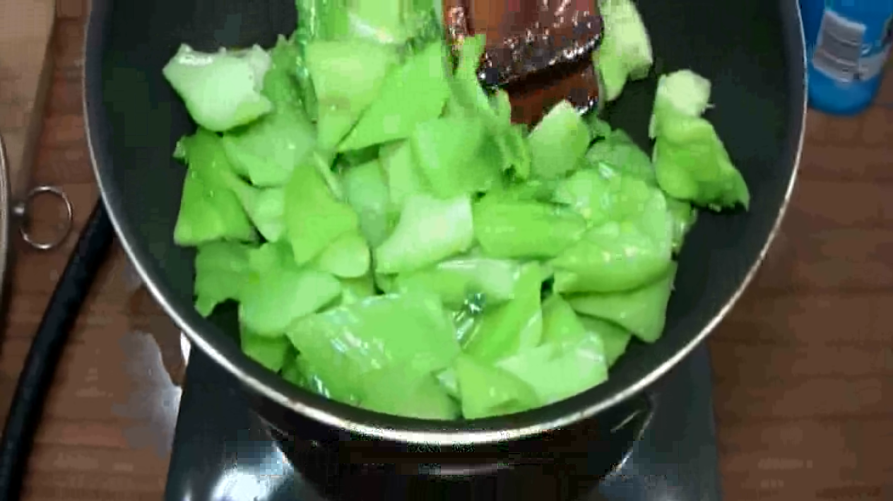 农村每家每户都会种植的菜 可以开胃消食助消化!