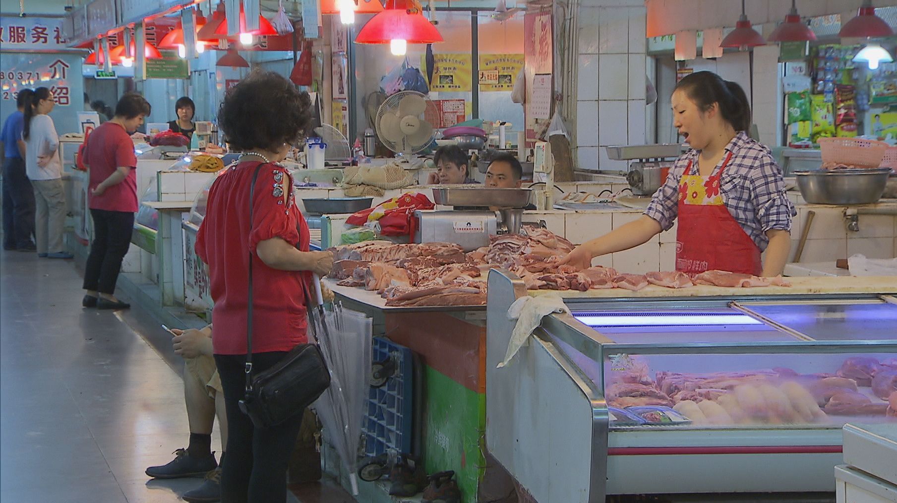 为什么超市猪肉总比市场的便宜?新鲜吗?到底能不能吃?