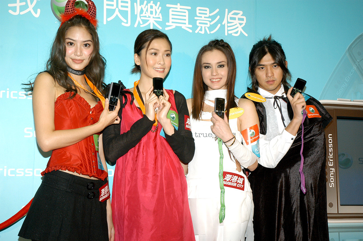 2007年 10月 22日 , 香港 , sonyericsson 新 型号 手机 发布会 举行 