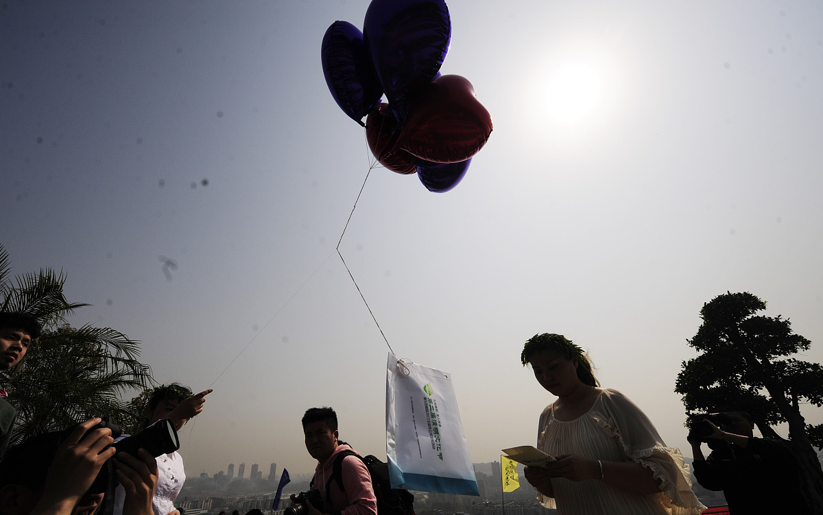 清明节祭祖踏青，传承中华优秀文化 - 800字记叙文