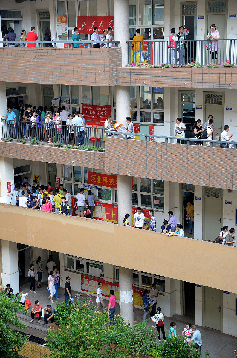 安顺女生上什么中专学校好用发