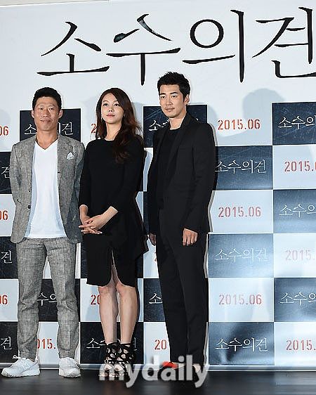 以海字与彬字做为延伸取200个工作室名字三个字的可以用谐音字或张伟关联词