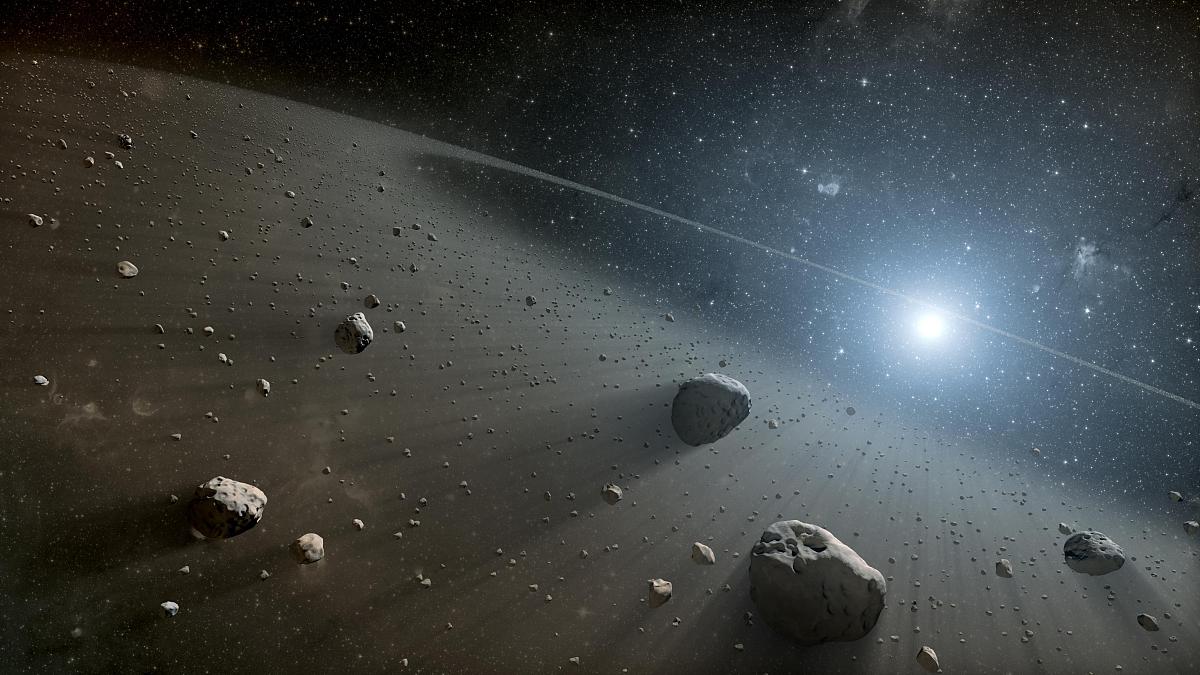 恒星发光发热机制研究 - 温度、亮度与数值计算