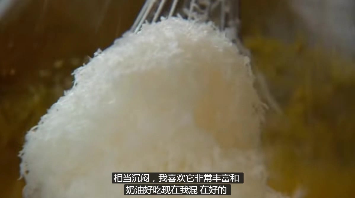 看到这个男人做菜的技术,五星级厨师都自叹不如!