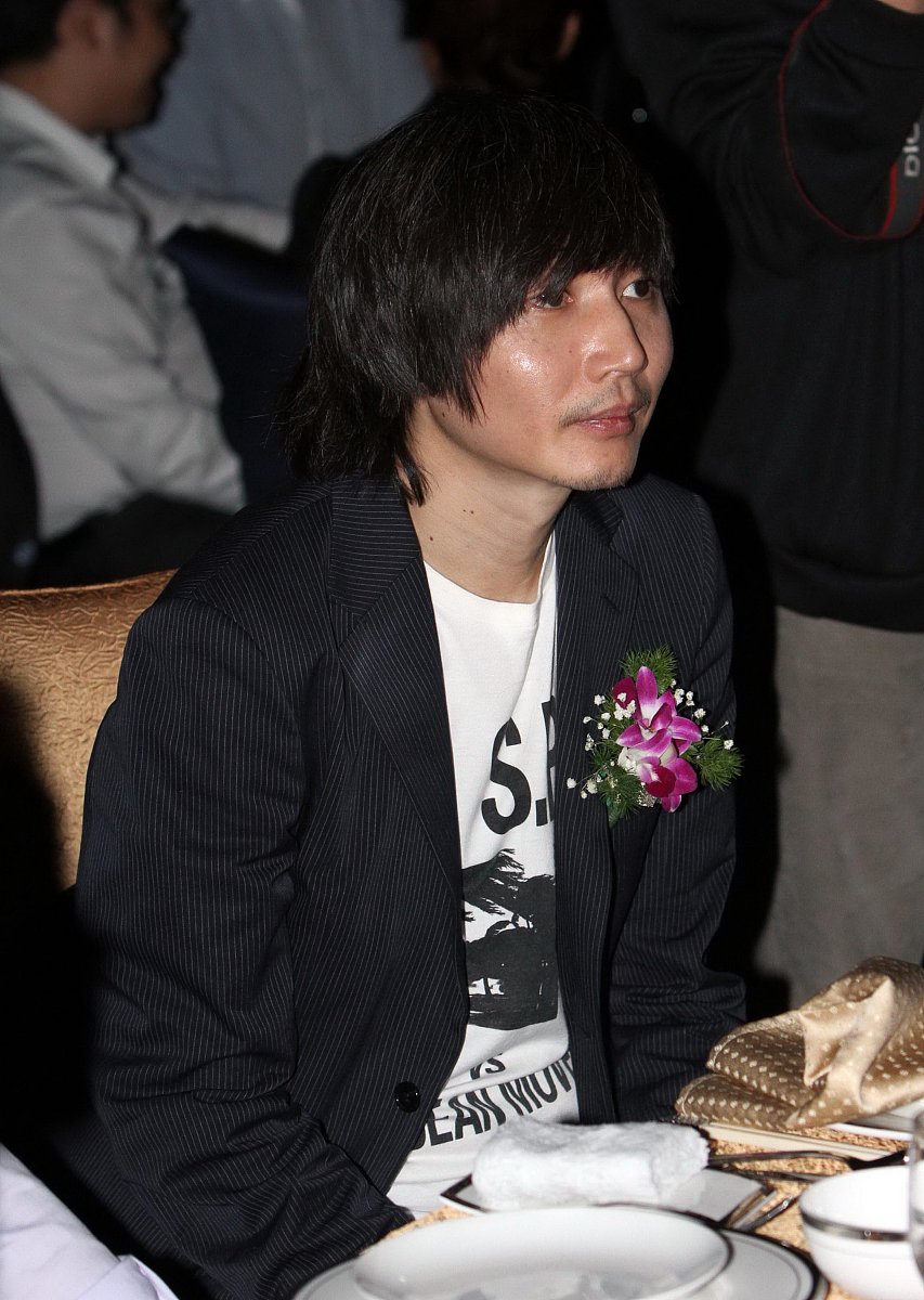 2010年9月20日,北京,"快乐,改变,生活——群星欢聚演唱会"发布会举行.